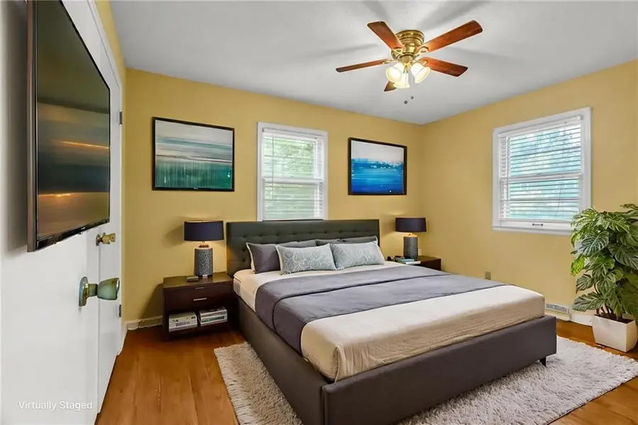 9766 Craig Drive, Overland Park, KS 66212 - Image #3