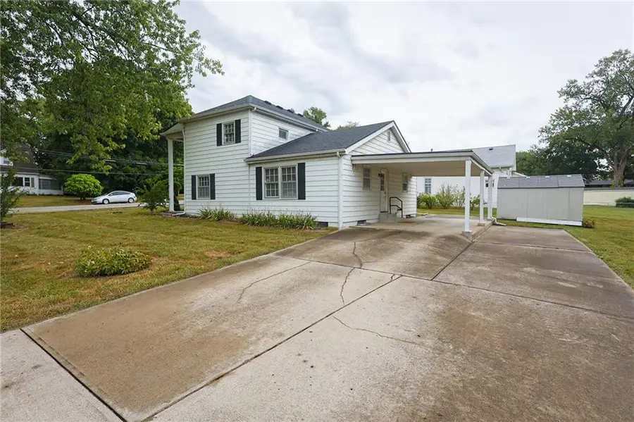 205 E Washington Street, Kearney, MO 64060 - Image #3