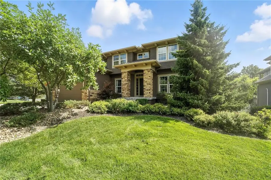 9120 W 156th Place, Overland Park, KS 66221 - #2