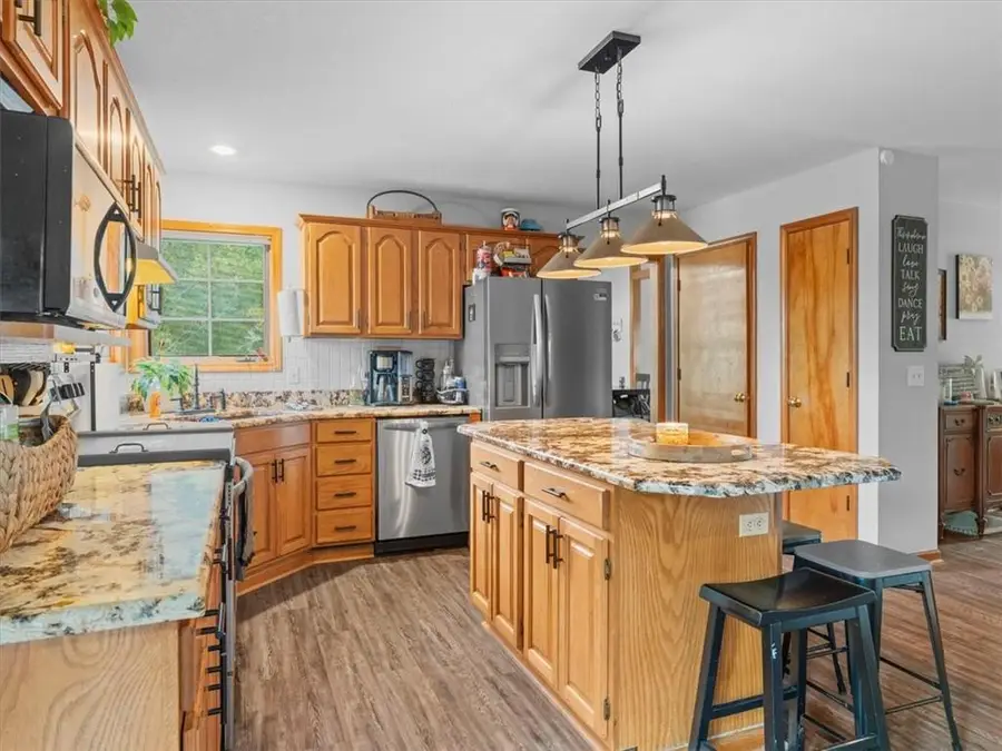 4001 N 39th Court, Saint Joseph, MO 64506 - Image #3