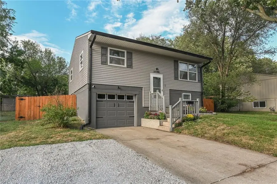 18108 E Shoshone Drive, Independence, MO 64058 - Image #3