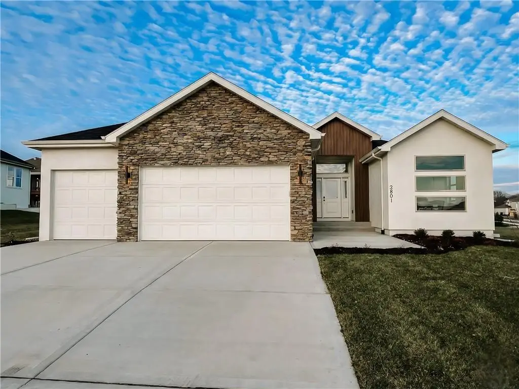 2601 NE Wheatley Drive, Blue Springs, MO 64029 - Image #1