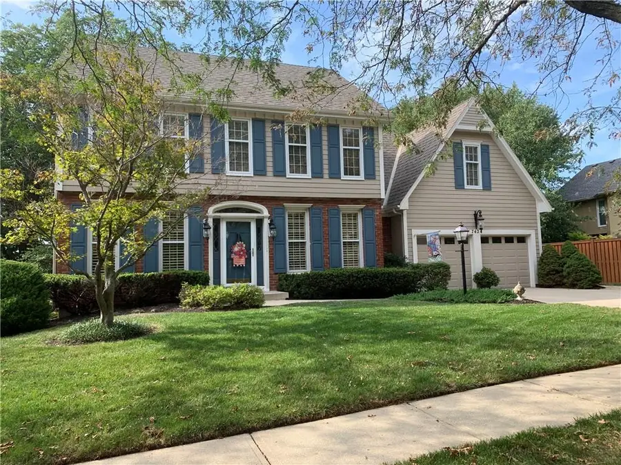 7424 Amoret Avenue, Kansas City, MO 64151 - Image #2