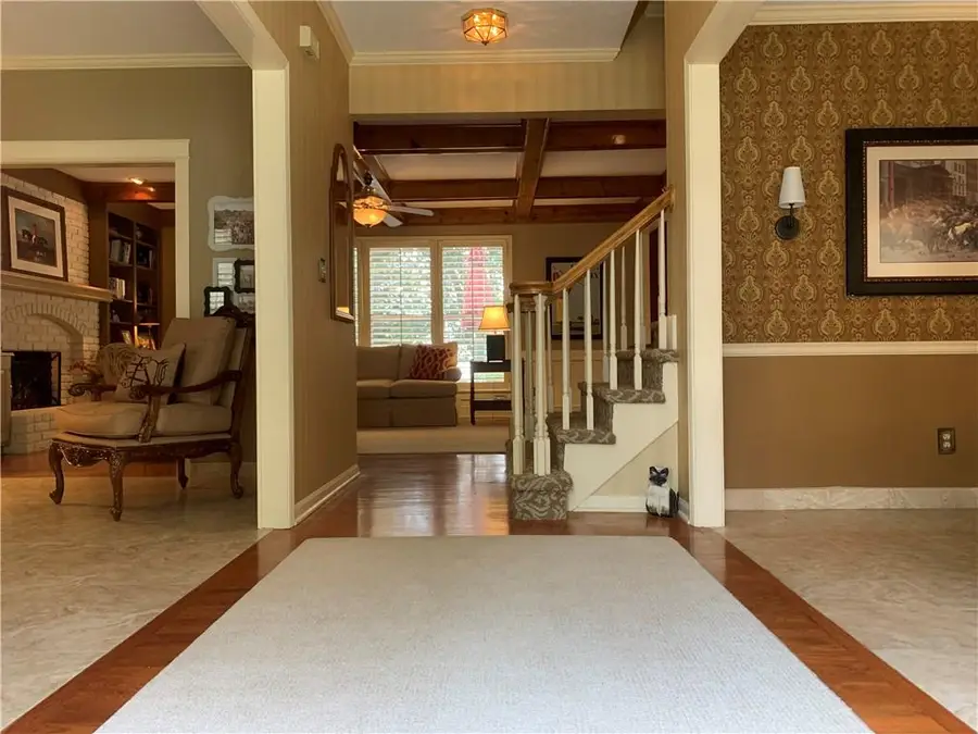 7424 Amoret Avenue, Kansas City, MO 64151 - Image #3