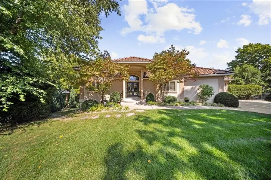 2329 NE Lake Breeze Lane, Lees Summit, MO 64086 - Image #3