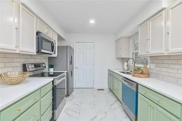 9334 E 85th Street, Raytown, MO 64138