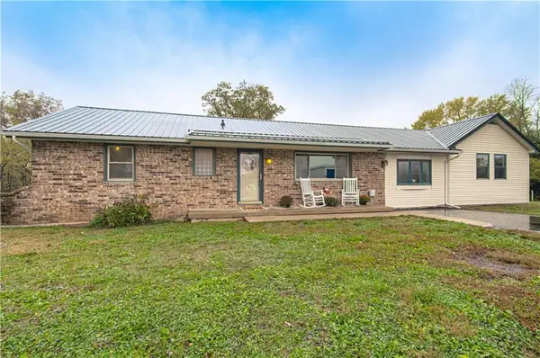 19490 Bluejay Trail Circle, Lawson, MO 64062