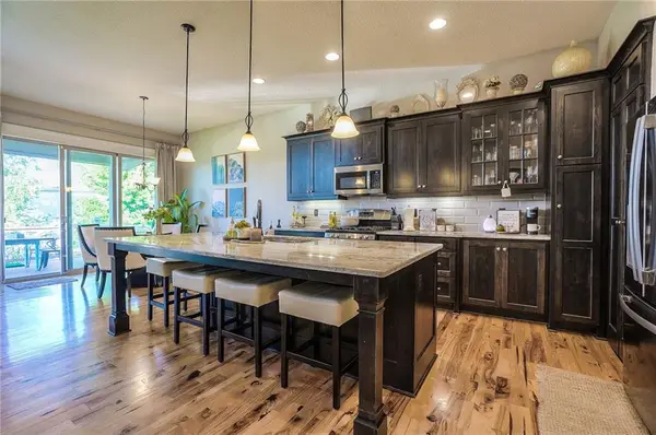 17833 W 166th Street, Olathe, KS 66062