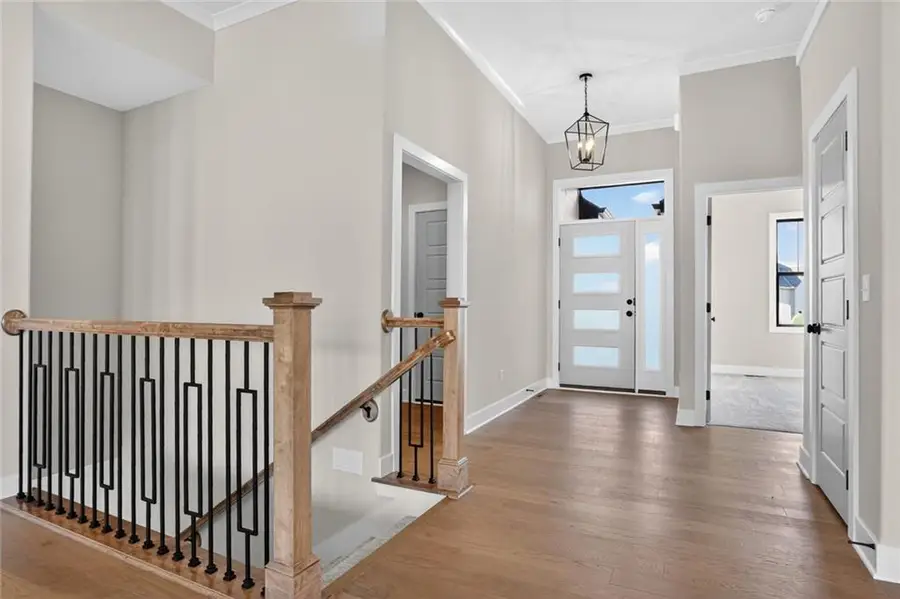 7060 NW Yulich Court, Parkville, MO 64152 - Image #2