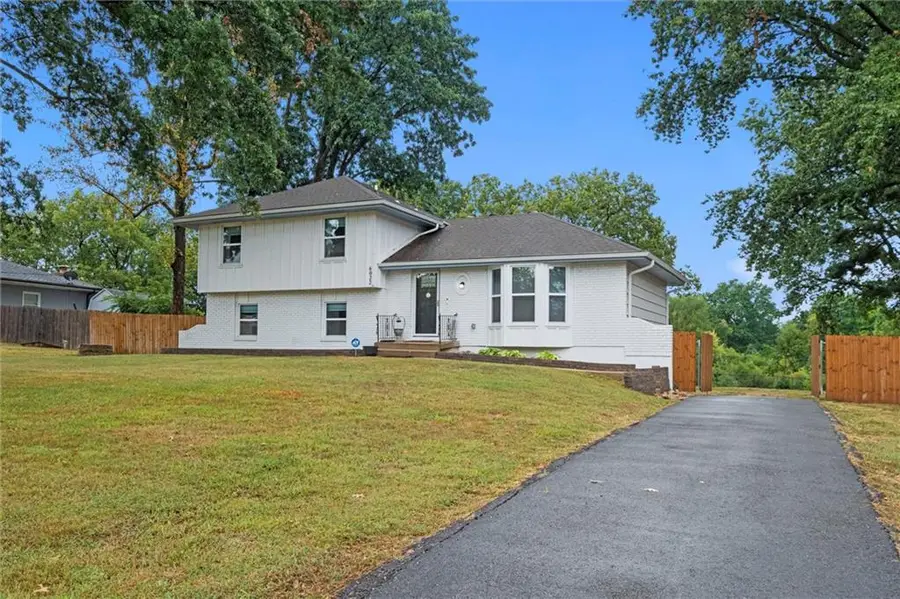 6022 Norfleet Road, Kansas City, MO 64133 - Image #3