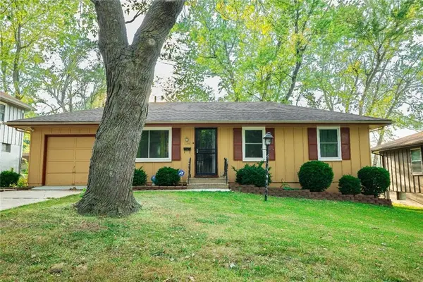 11148 Spring Valley Road, Kansas City, MO 64134