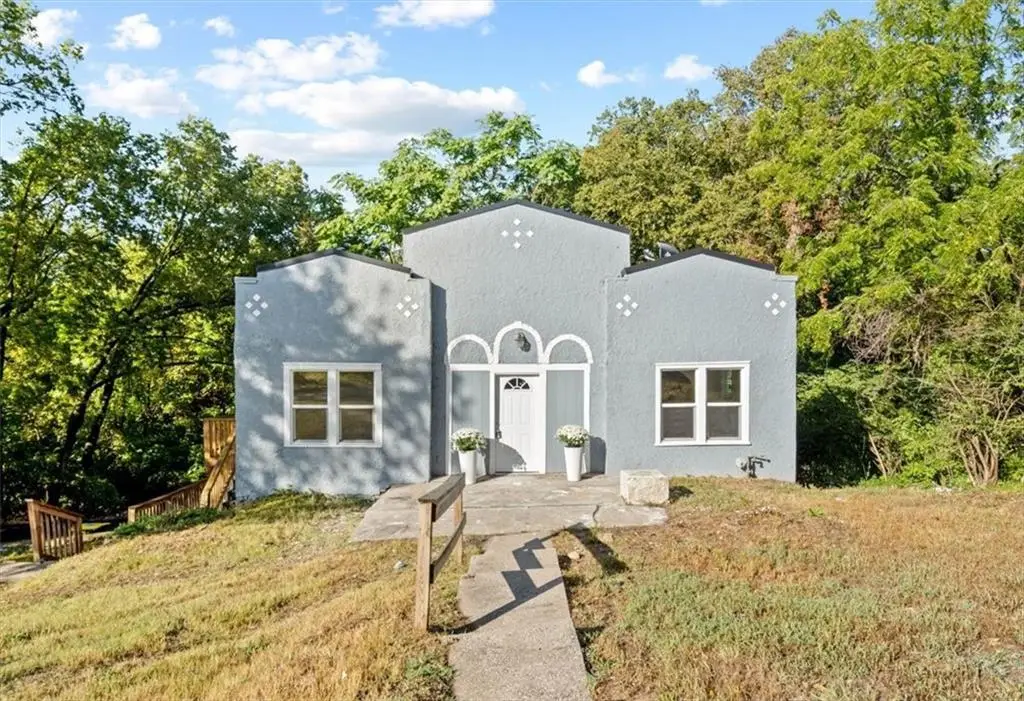 7516 Olive Street, Kansas City, MO 64132 - Image #1