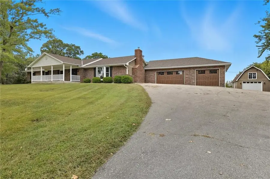 32210 E Stony Point School Road, Grain Valley, MO 64029 - Image #3