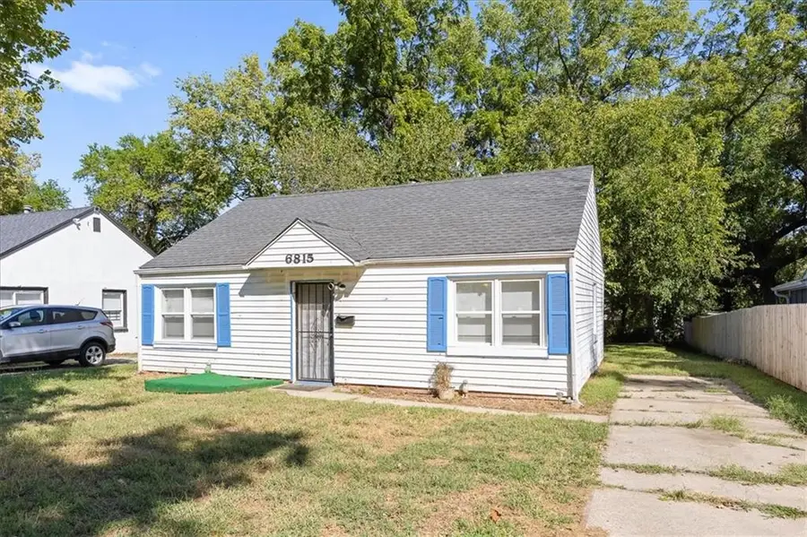 6815 S Benton Avenue, Kansas City, MO 64134 - Image #2
