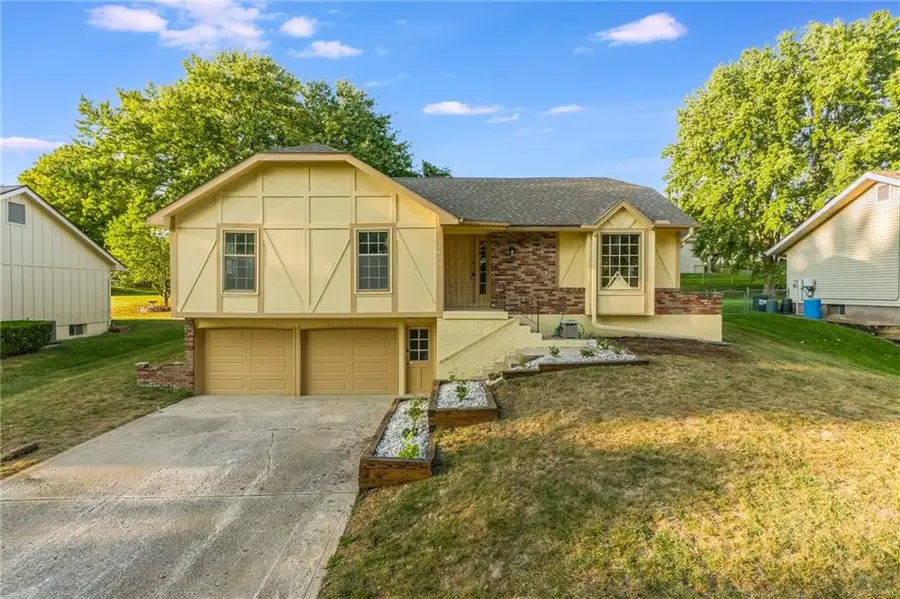 3600 NE 76th Terrace, Gladstone, MO 64119 - Image #2