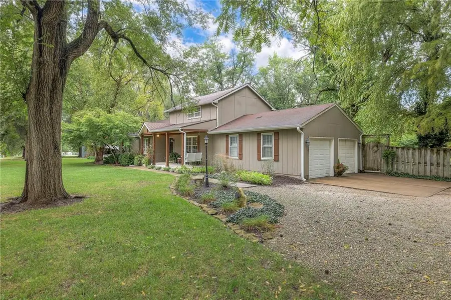 7540 W 197th Street, Stilwell, KS 66085 - Image #2