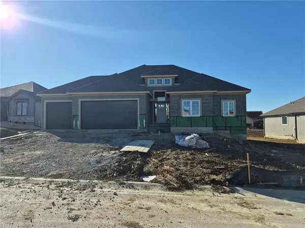 4490 145th Terrace, Basehor, KS 66007