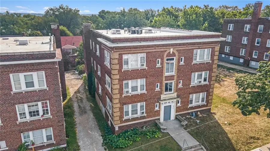 123-125 & 129-133 N Lawn Avenue, Kansas City, MO 64123 - Image #3