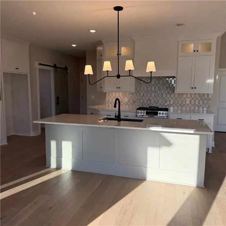 4867 NW Vicolo Dellamore Way, Riverside, MO 64150 - #2