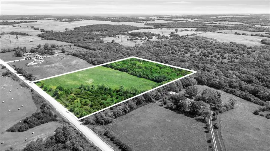 205B N 1700th Road, Lecompton, KS 66050 - Image #3