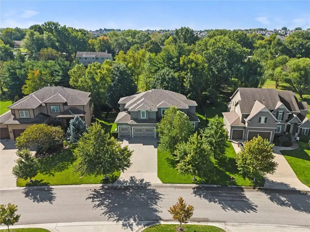 10513 W 169th Street, Overland Park, KS 66221 - Image #1