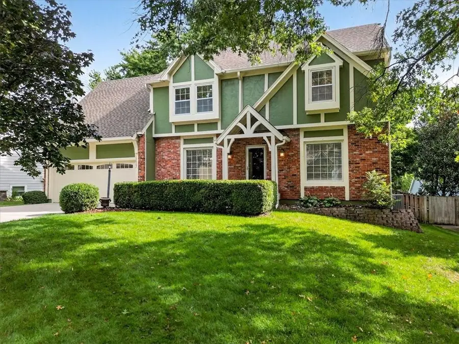 12907 Connell Street, Overland Park, KS 66213 - Image #3