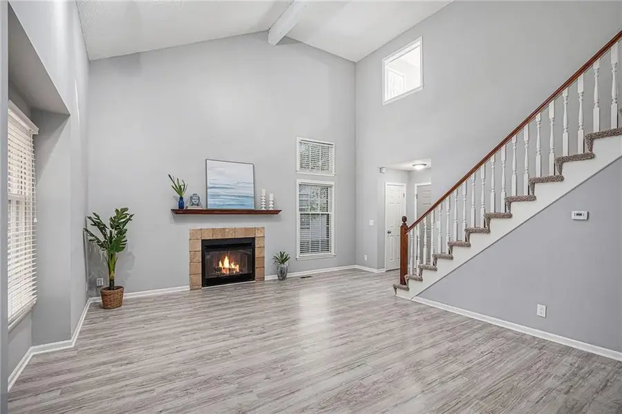 9024 W 121st Terrace, Overland Park, KS 66213 - Image #2