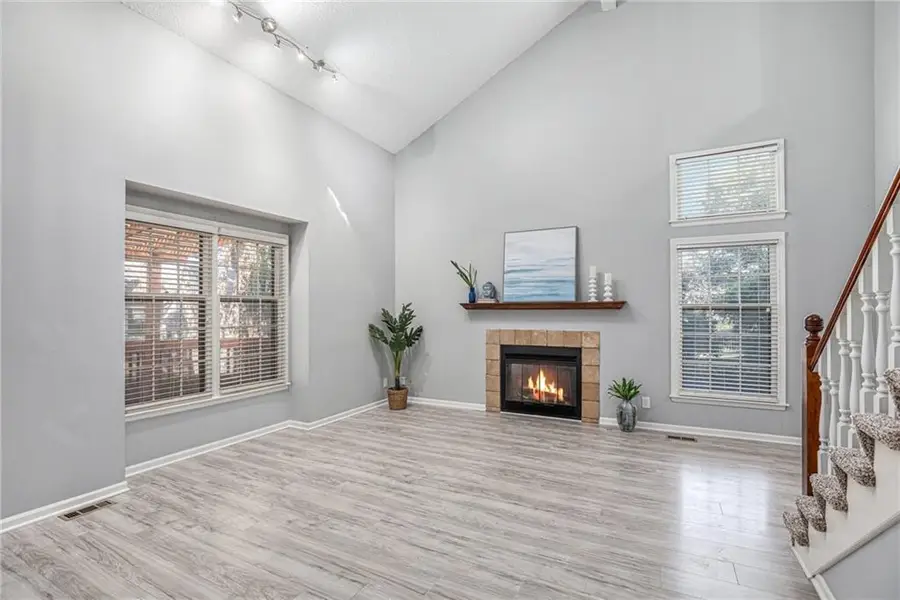 9024 W 121st Terrace, Overland Park, KS 66213 - Image #3