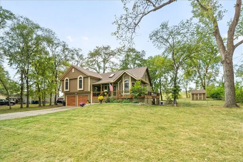 8910 Lexington Avenue, De Soto, KS 66018 - Image #1