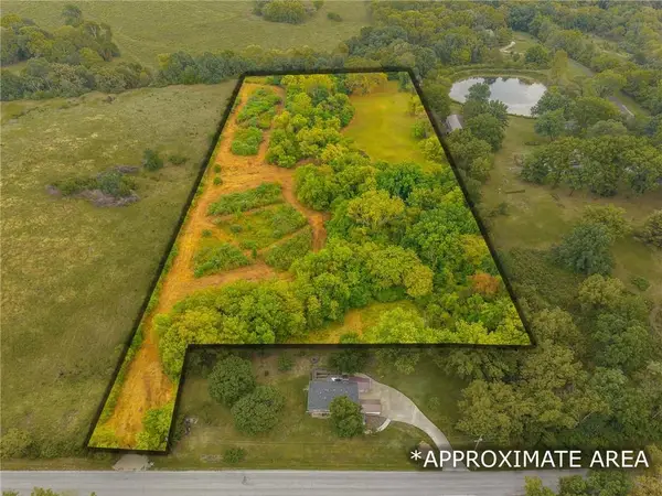 8815 Nebo Hills Road, Liberty, MO 64068