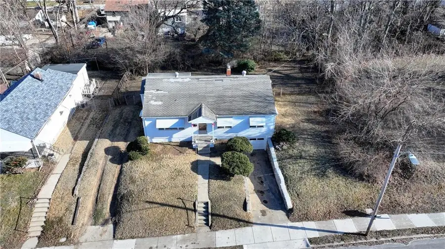 1217 Hardesty Avenue, Kansas City, MO 64127 - Image #2