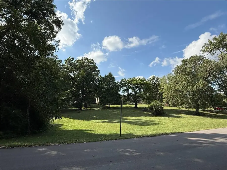 1021 NE Vivion Road, Gallatin, MO 64118 - Image #2