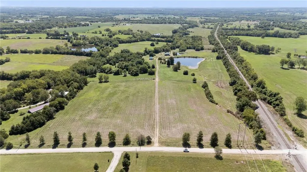 27627 W 335th Street, Osawatomie, KS 66064 - Image #1