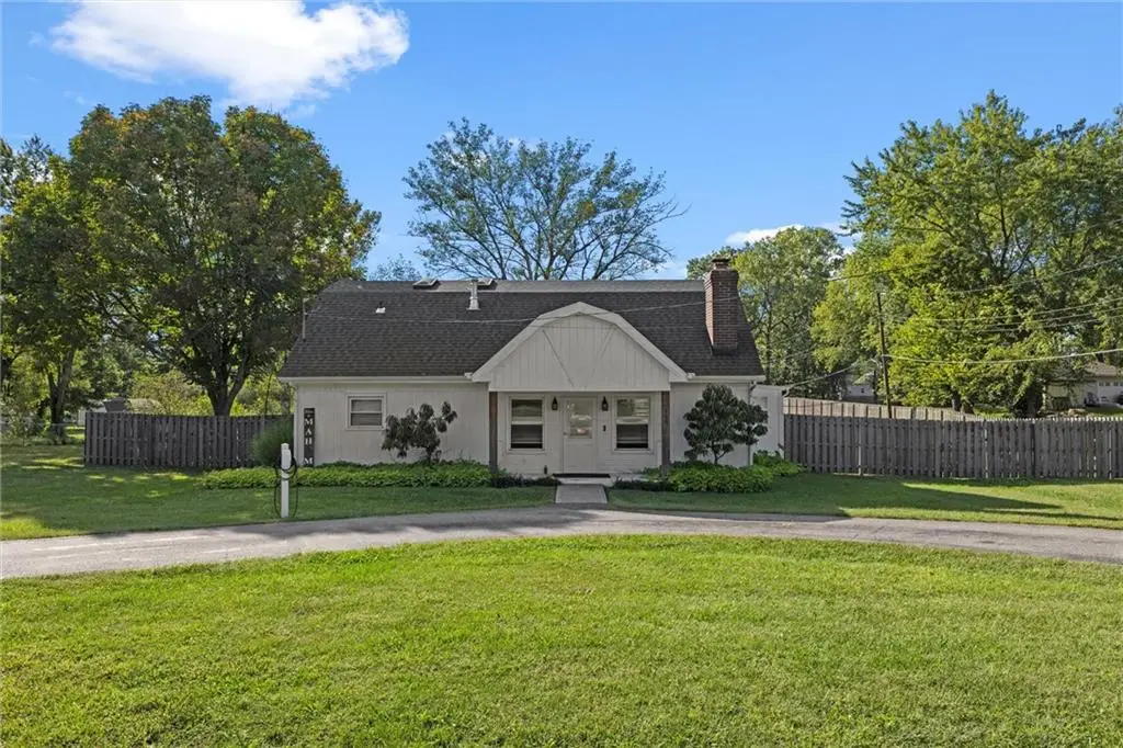 985 Harr-grove Road, Peculiar, MO 64078 - Image #1