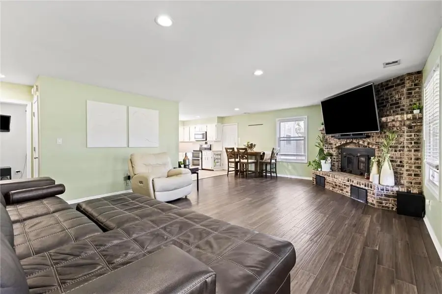 985 Harr-grove Road, Peculiar, MO 64078 - Image #3