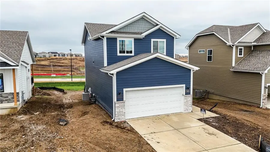 9633 N Colrain Avenue, Kansas City, MO 64154 - Image #2