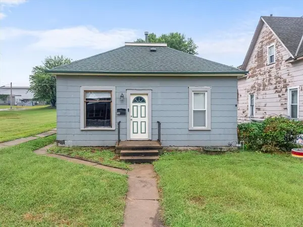 118 Alabama Street, St Joseph, MO 64504