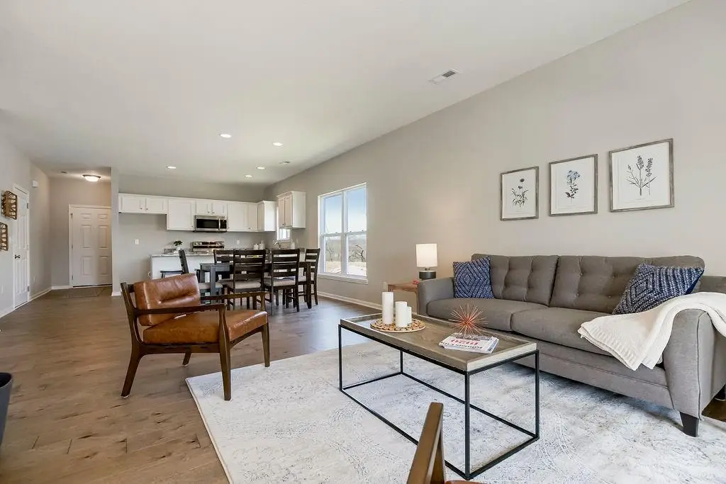 12215 N Rhode Court, Kansas City, MO 64163 - Image #1