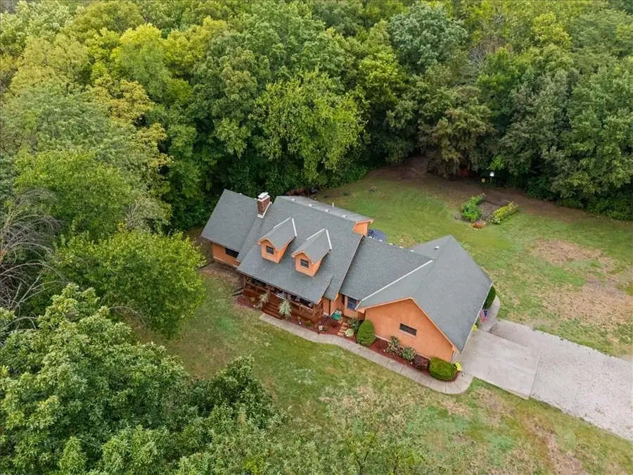 17806 Red Bud Circle, Pleasant Hill, MO 64080 - Image #2