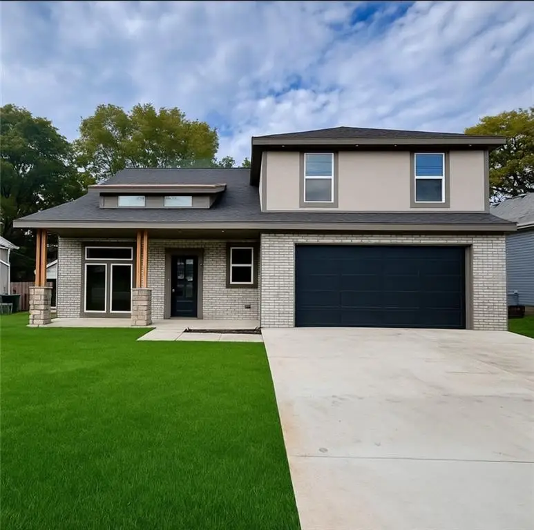 308 E Nichols Street, Spring Hill, KS 66083 - Image #1