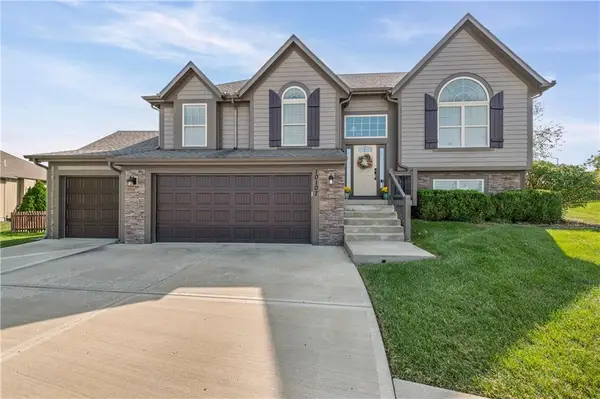 10107 N Cedar Avenue, Kansas City, MO 64157