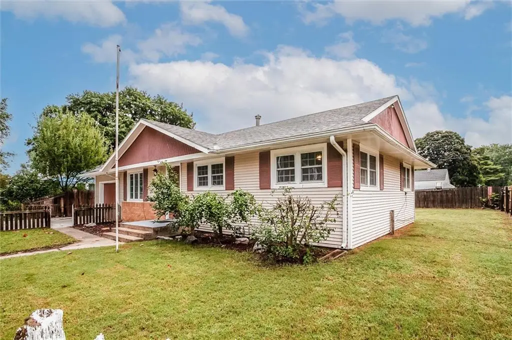 301 N Hudson Street, Buckner, MO 64016 - Image #1