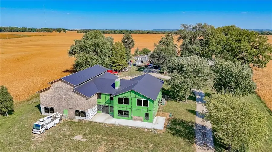 1411 S Hudnall Road, Oak Grove, MO 64075 - Image #2