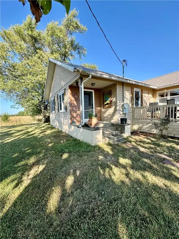 1883 Maple Road, Fort Scott, KS 66701