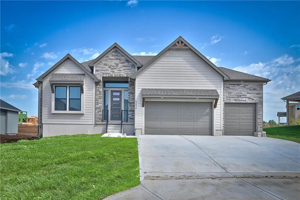 6005 Arapahoe Street, Shawnee, KS 66226 - Image #1