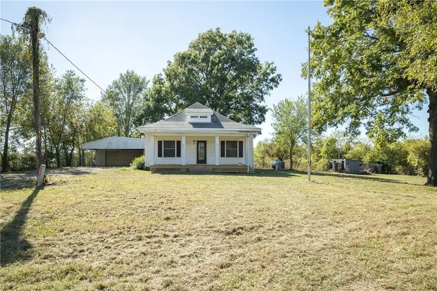7798 3rd Street, Higginsville, MO 64037 - Image #2