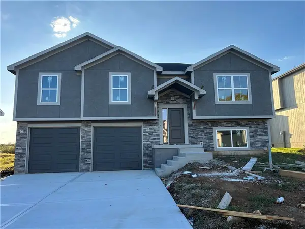 4205 SE Adams Drive, Blue Springs, MO 64014