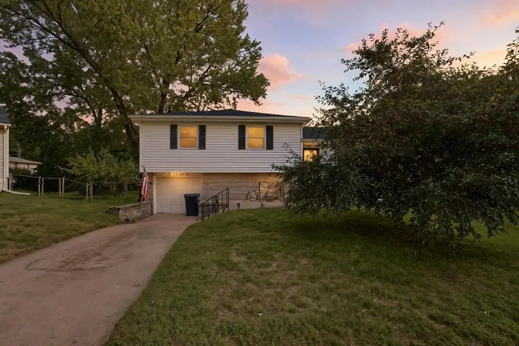 5345 N Smalley Avenue, Kansas City, MO 64119 - Image #1