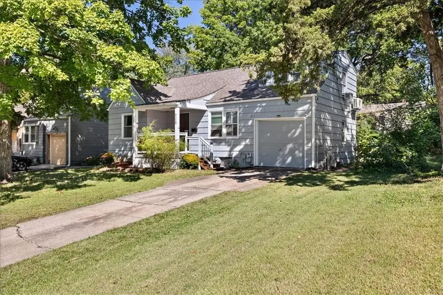 928 E 78th Street, Kansas City, MO 64131 - Image #2