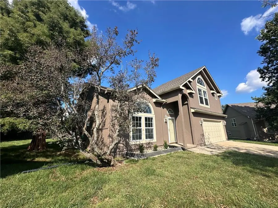 4400 Rivulet Drive, Lees Summit, MO 64082 - Image #2